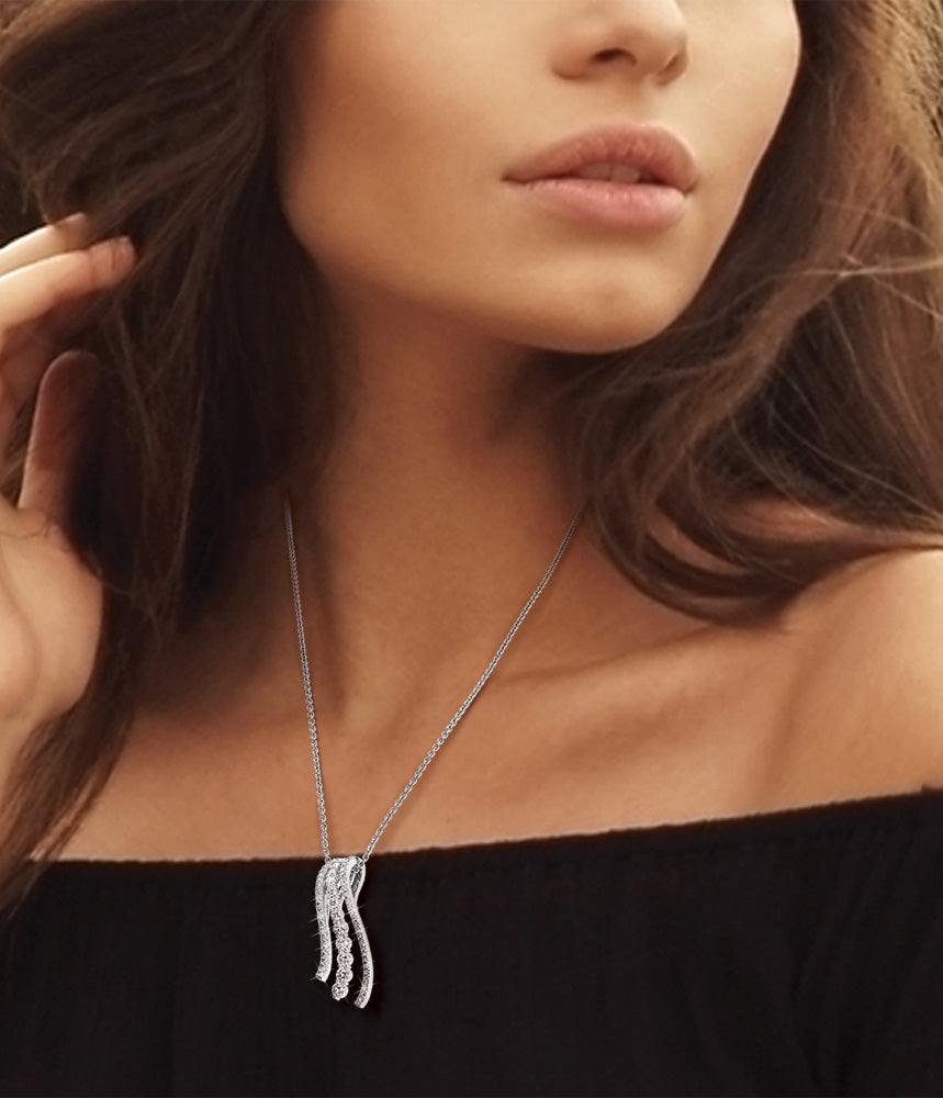 Sparkling waves - sterling silver & diamond necklace